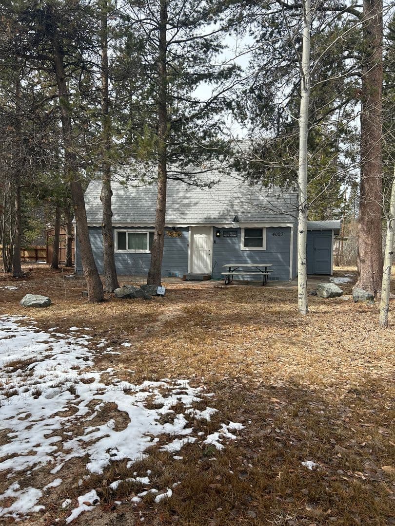 South Lake Tahoe House: 4023 Azure Ave.