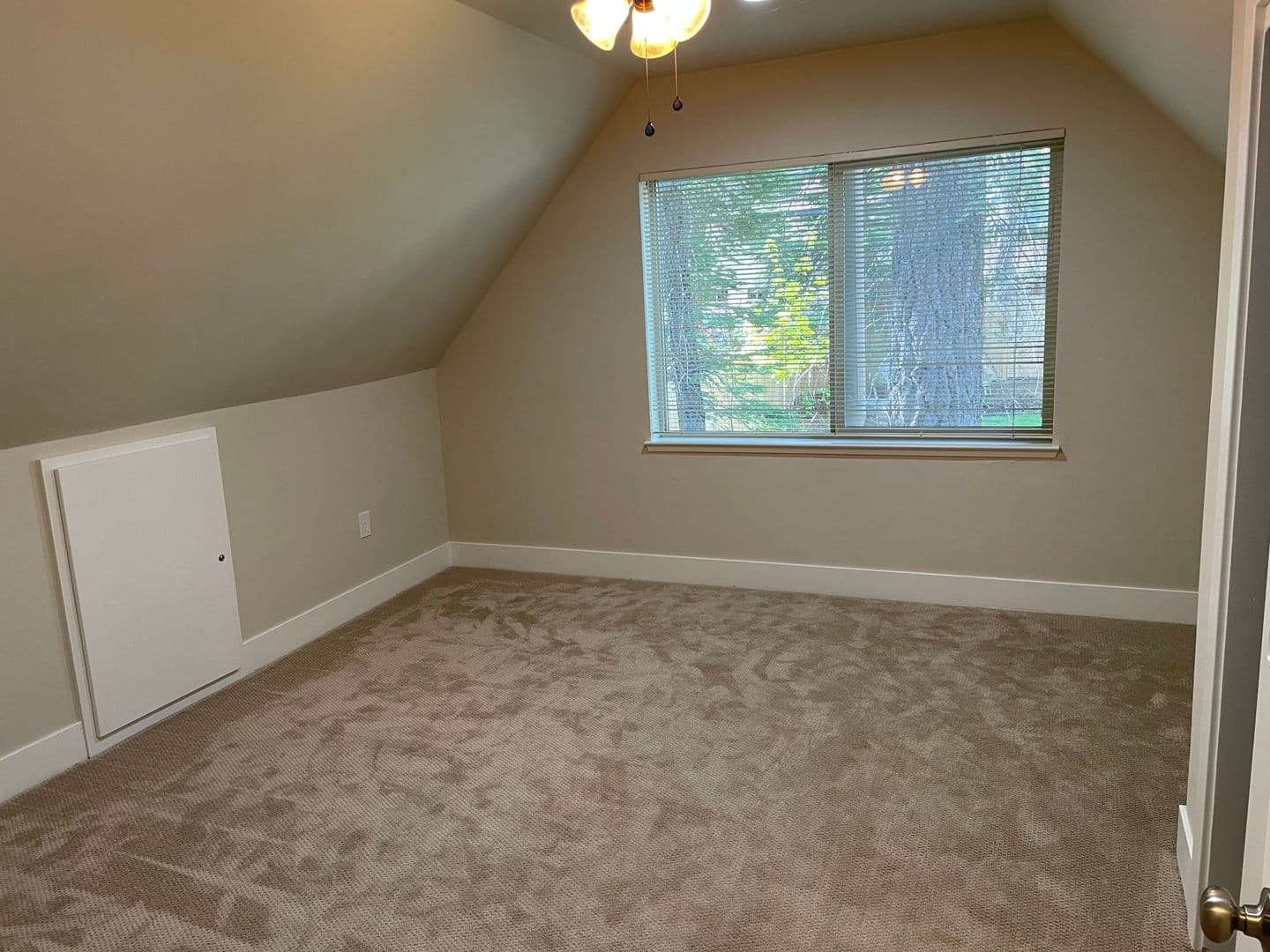 South Lake Tahoe House: 680 Taylor Way