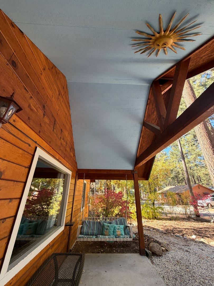 South Lake Tahoe House: 940 San Jose Ave.