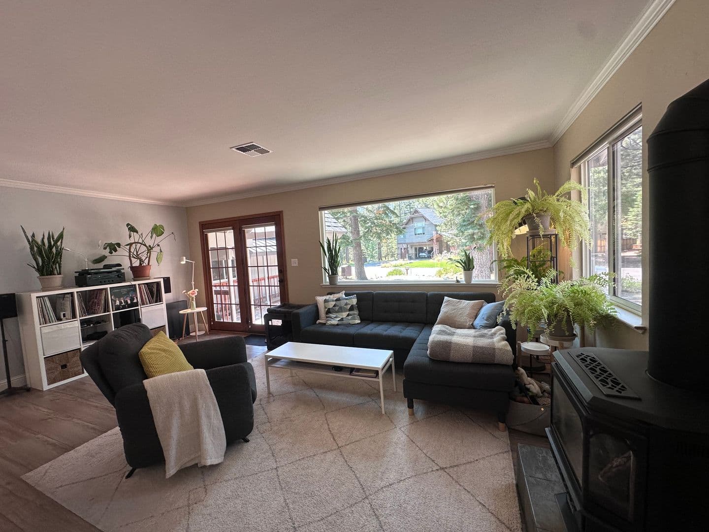 South Lake Tahoe House: 1961 Mewuk Drive