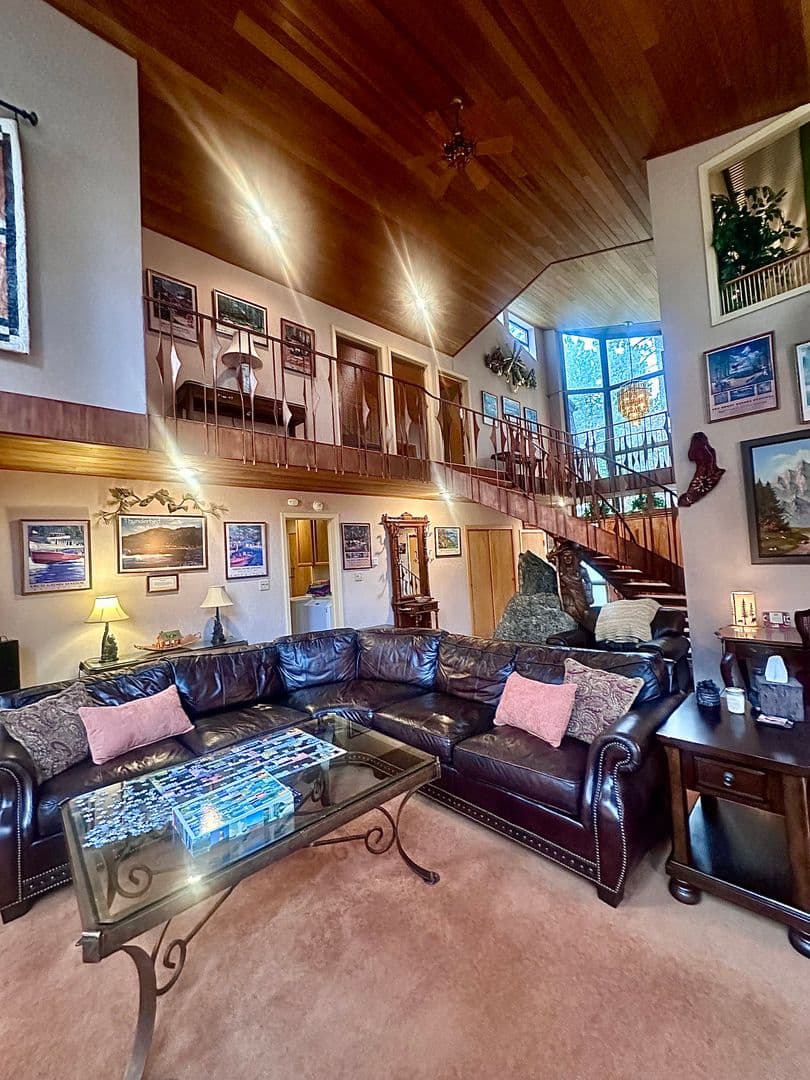 Zephyr Cove House: 124 Ponderosa Drive