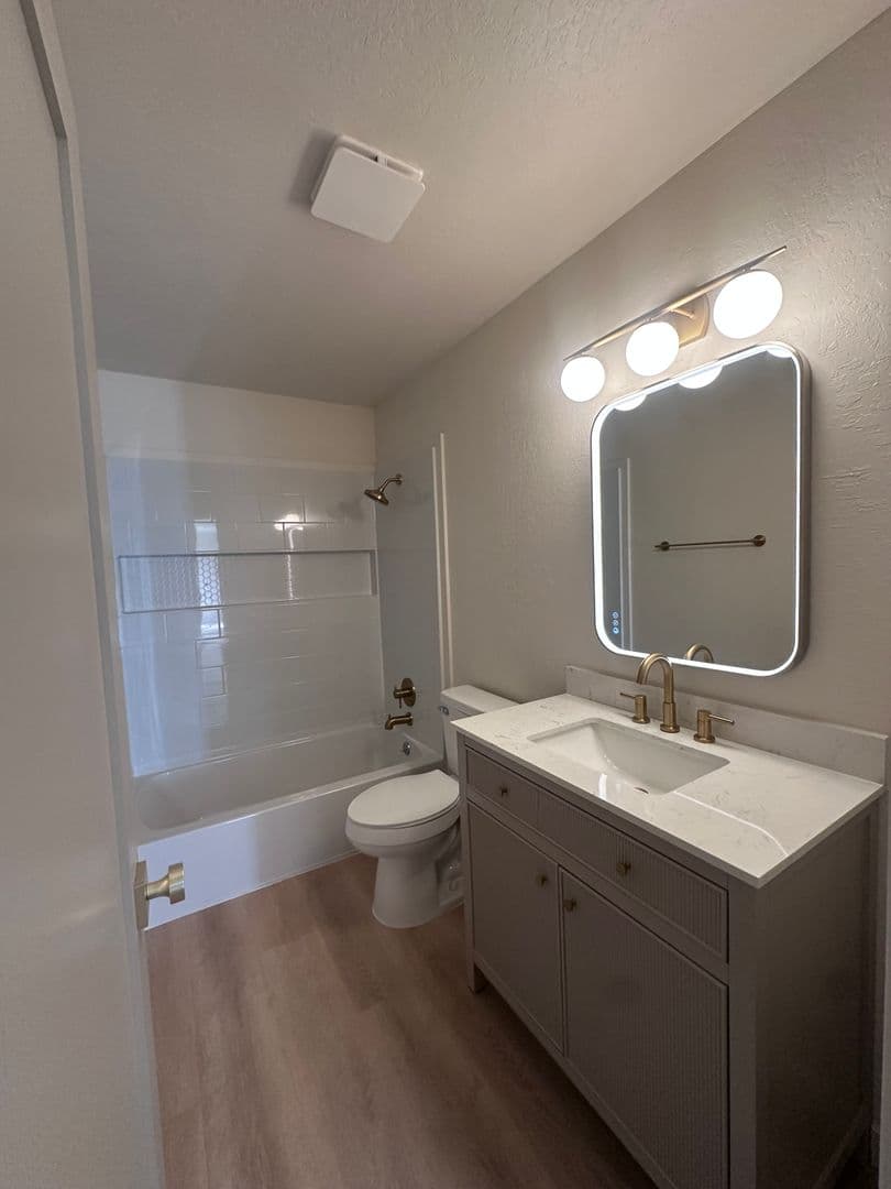 South Lake Tahoe Apartment: 1145 Keller Road