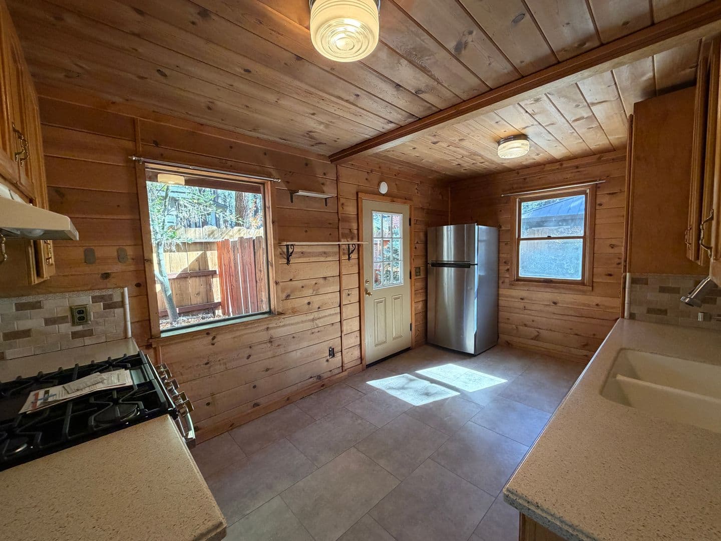 South Lake Tahoe House: 940 San Jose Ave.