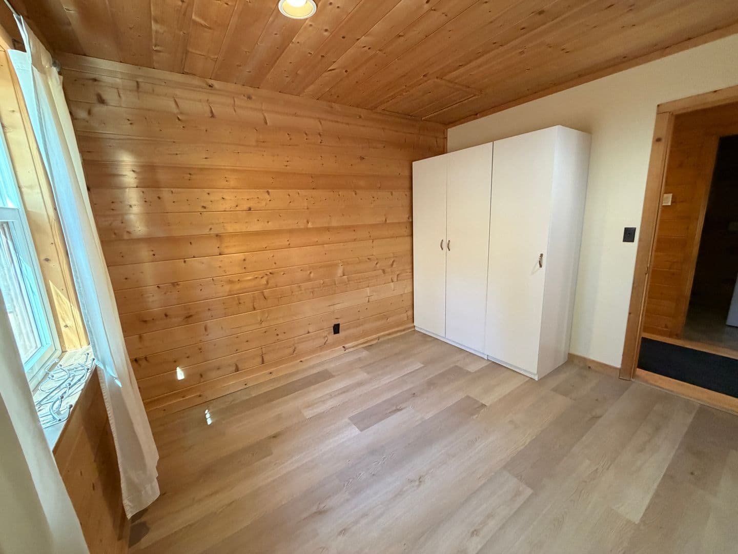 South Lake Tahoe House: 940 San Jose Ave.
