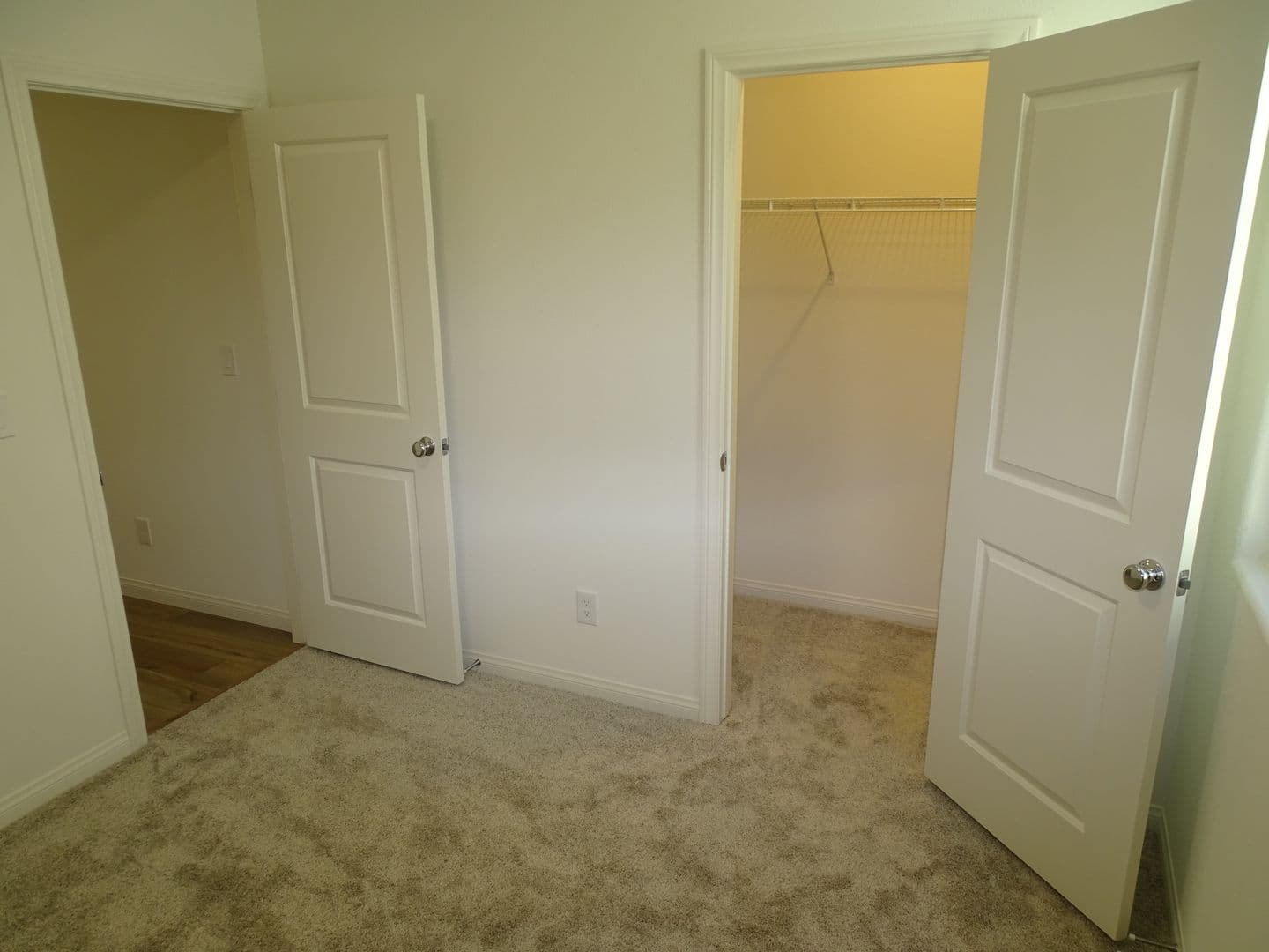 Henderson House: 2929 Gallarate Drive
