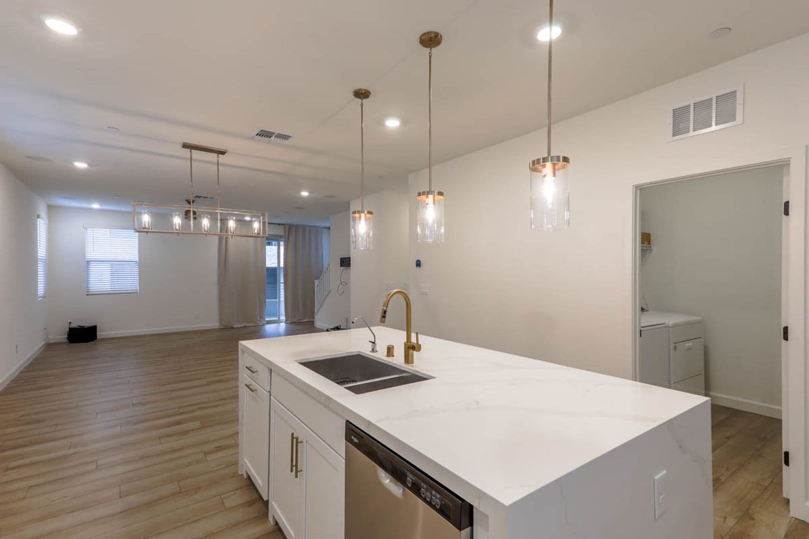Las Vegas House: 1437 Whistling Kite Street