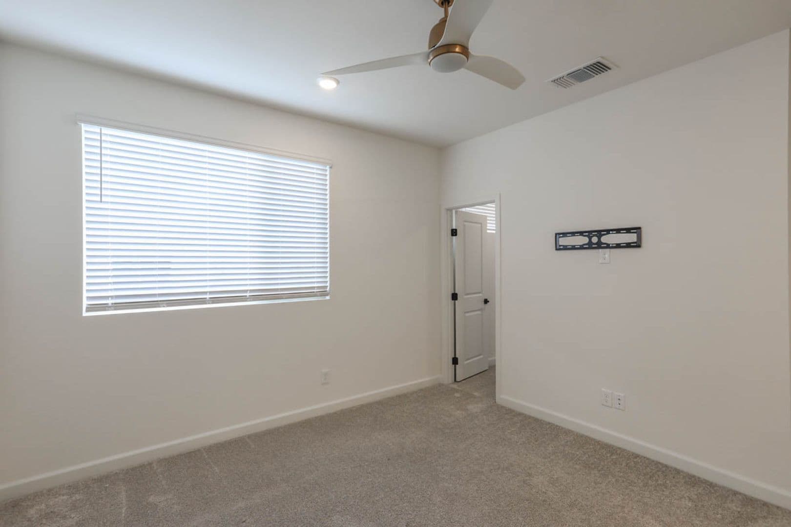 Las Vegas House: 1437 Whistling Kite Street