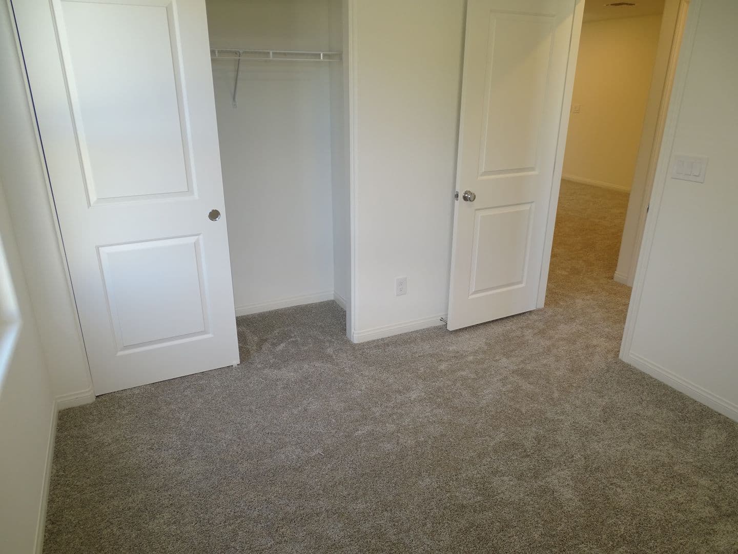Henderson House: 2929 Gallarate Drive
