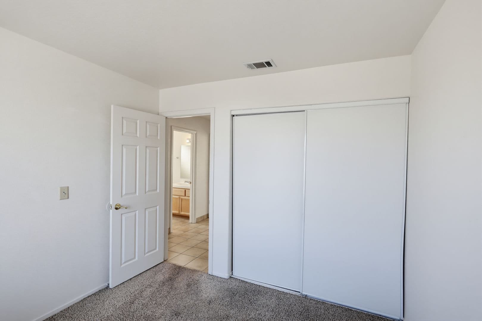Las Vegas House: 5025 Golfridge Drive
