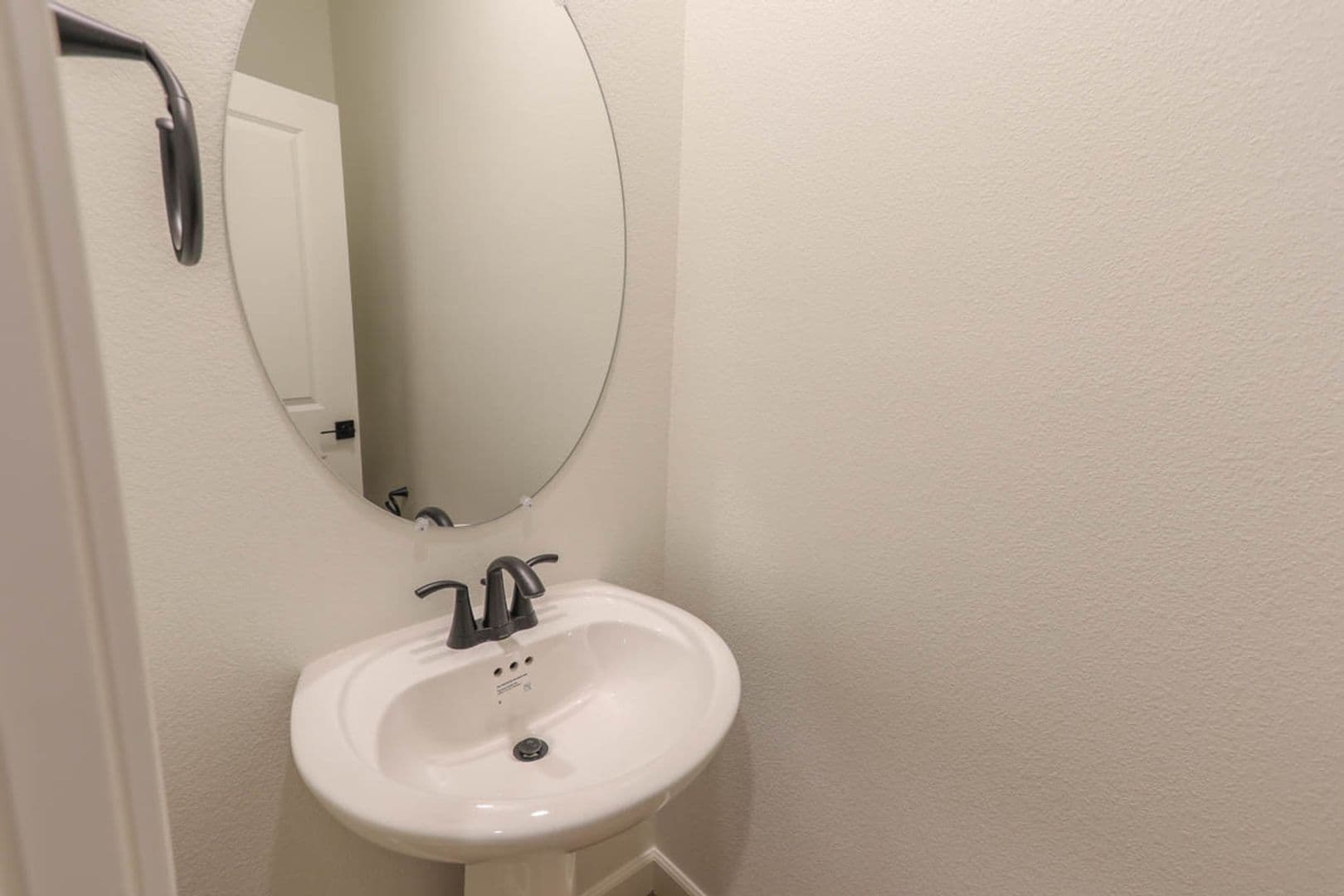 Las Vegas House: 1437 Whistling Kite Street