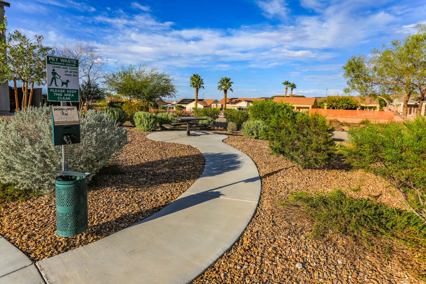 Henderson House: 1992 Peaceful Mesa Court