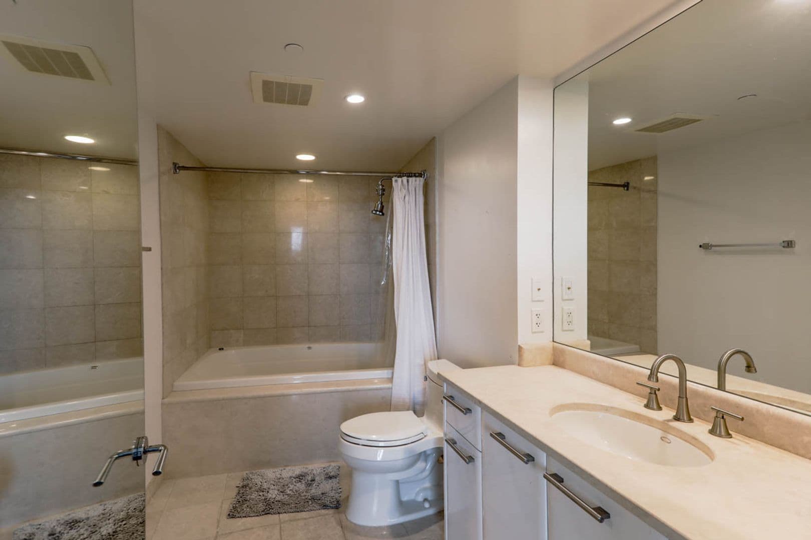Las Vegas Condo: 322 Karen Ave # 1105