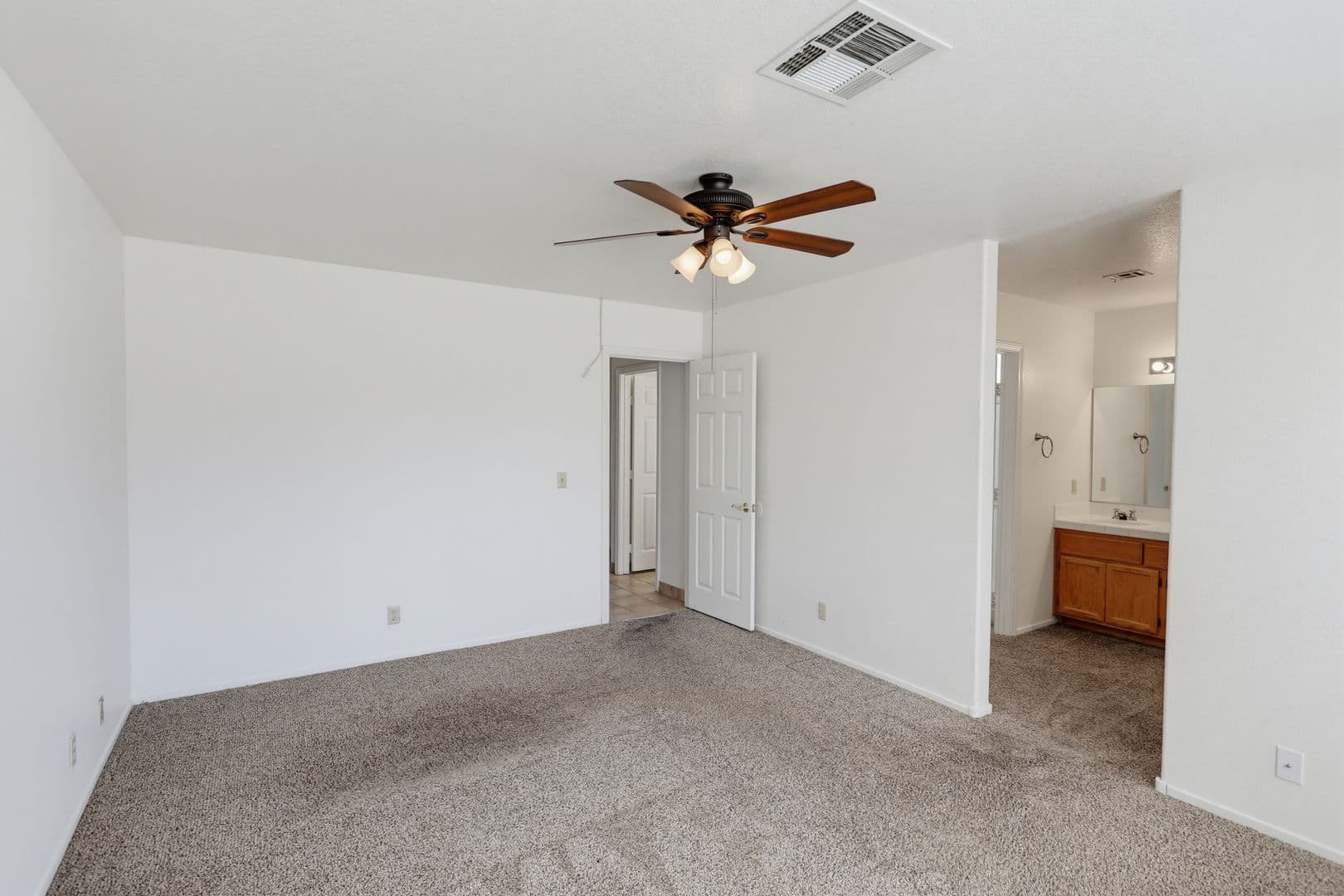 Las Vegas House: 5025 Golfridge Drive