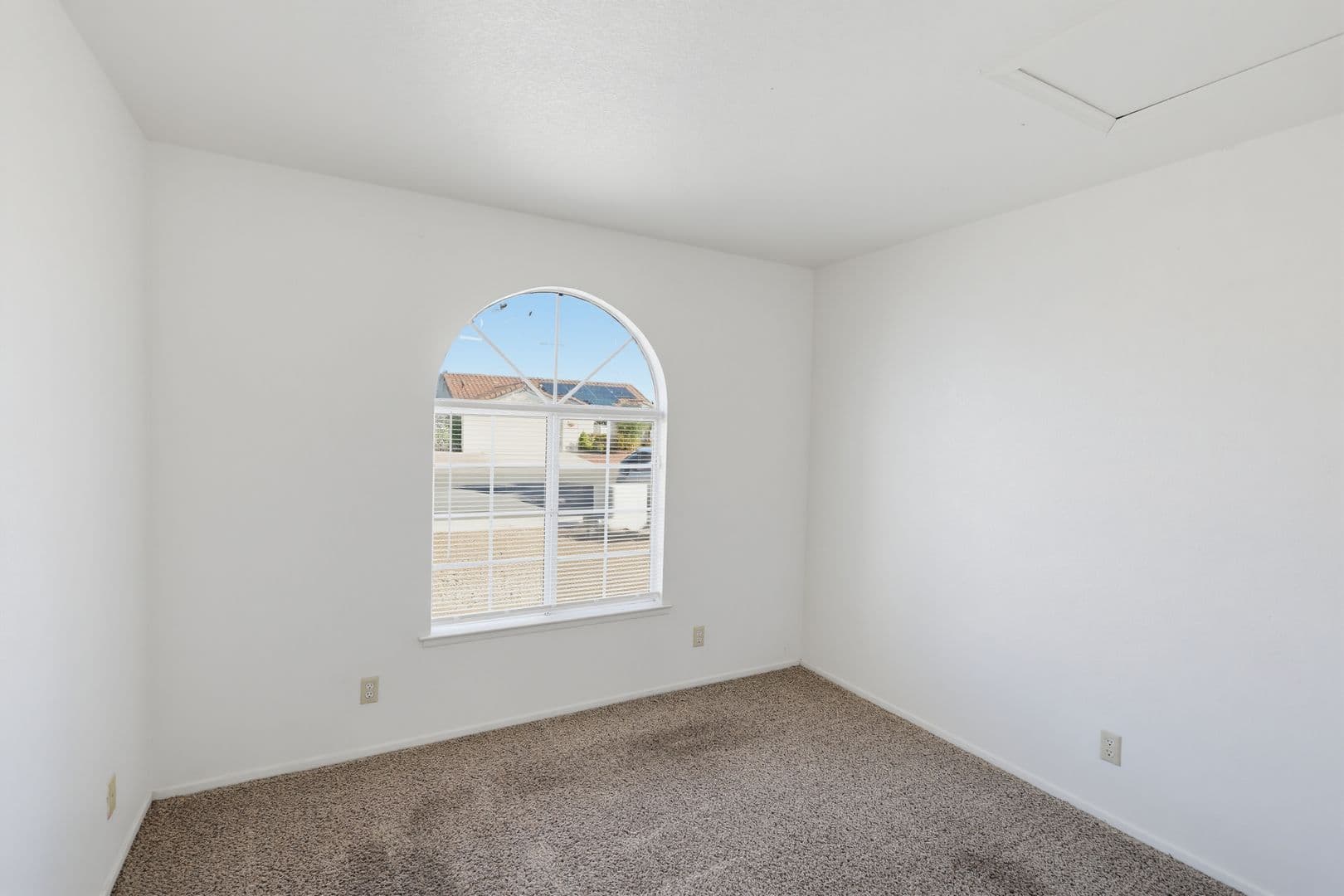 Las Vegas House: 5025 Golfridge Drive