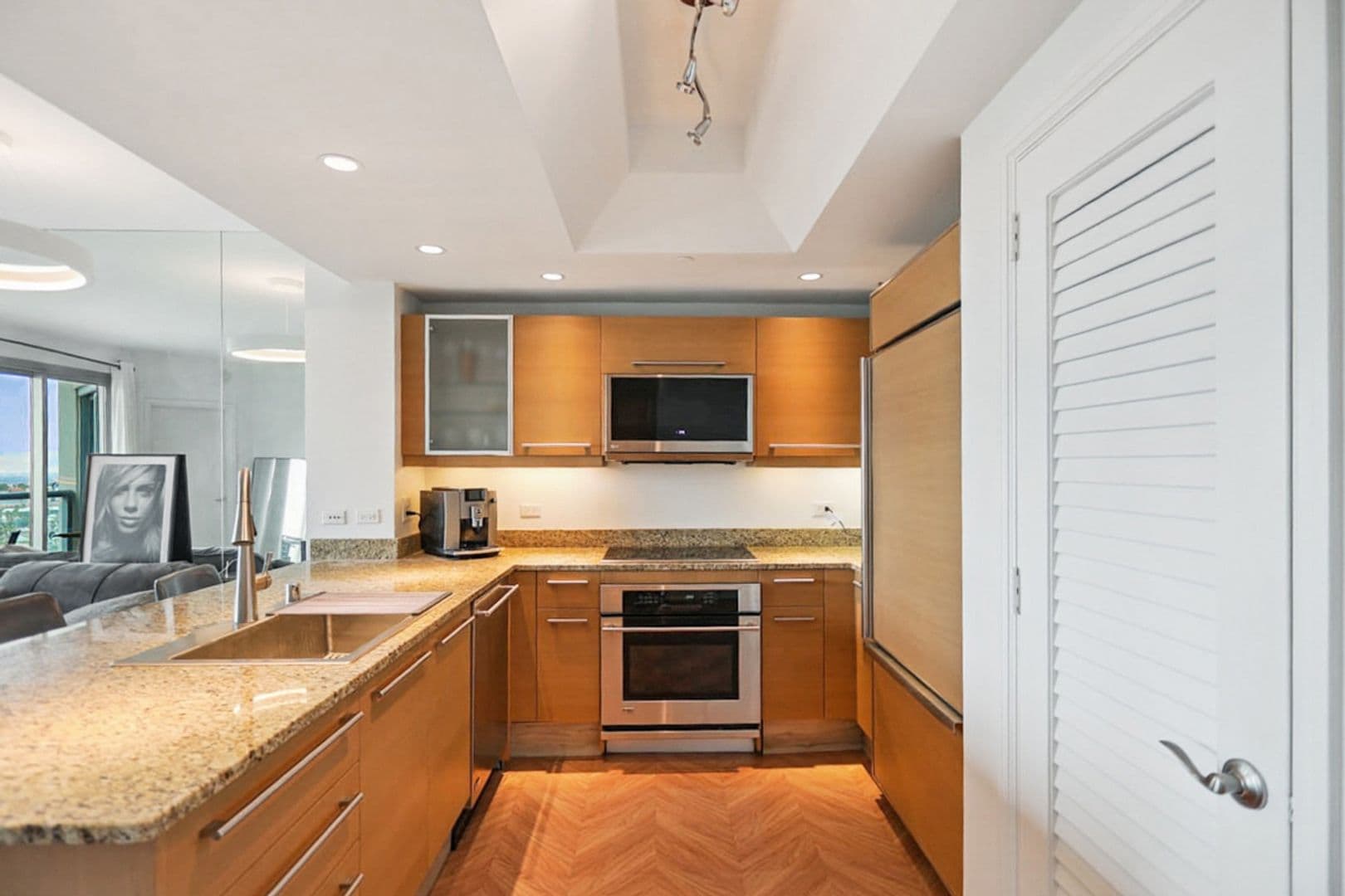 Las Vegas Condo: 322 Karen Ave # 1105