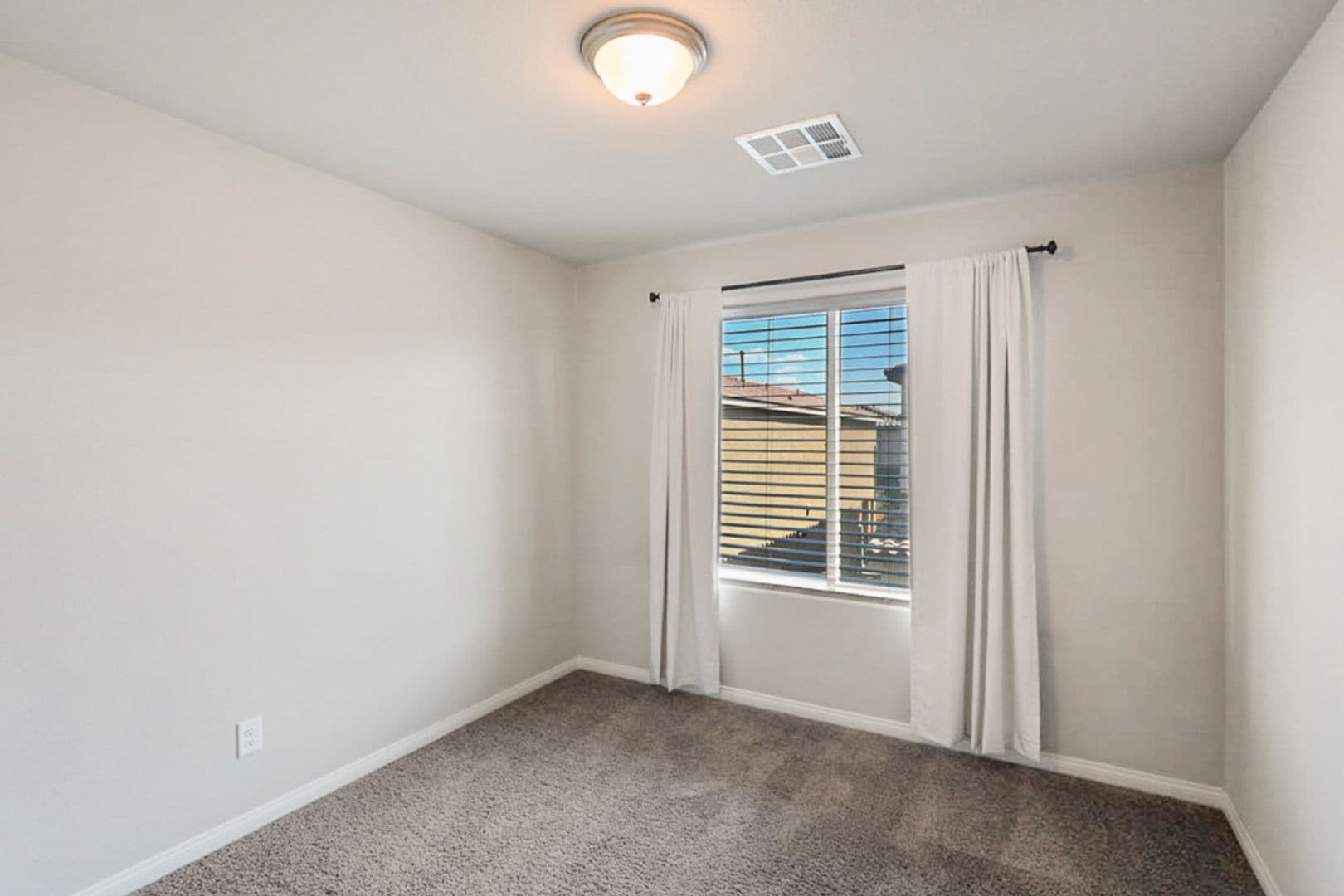 North Las Vegas House: 7416 Sunray Point Street