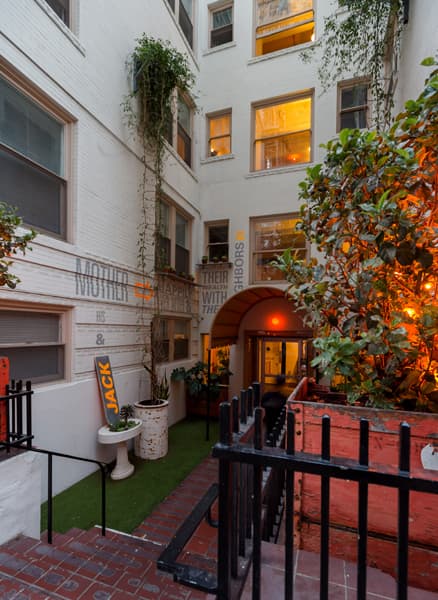 San Diego Apartment: 950 9th Ave.