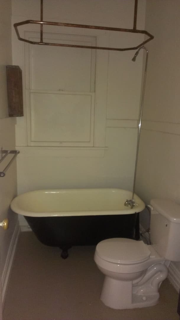 San Diego Apartment: 950 9th Ave.