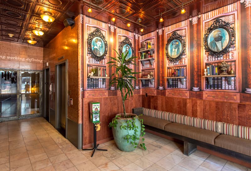 San Diego Apartment: 525 C. St.