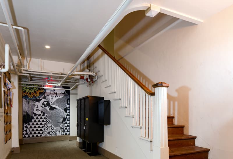 San Diego Apartment: 950 9th Ave.