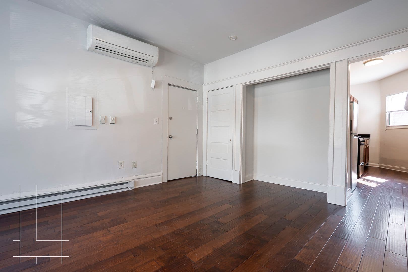 Columbus Apartment: 1188 - 1190 N. High St.
