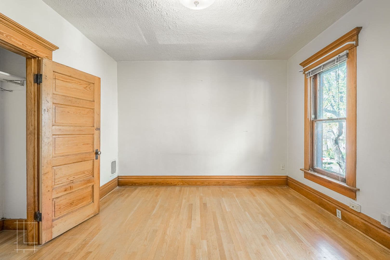 Columbus Apartment: 83 King Ave