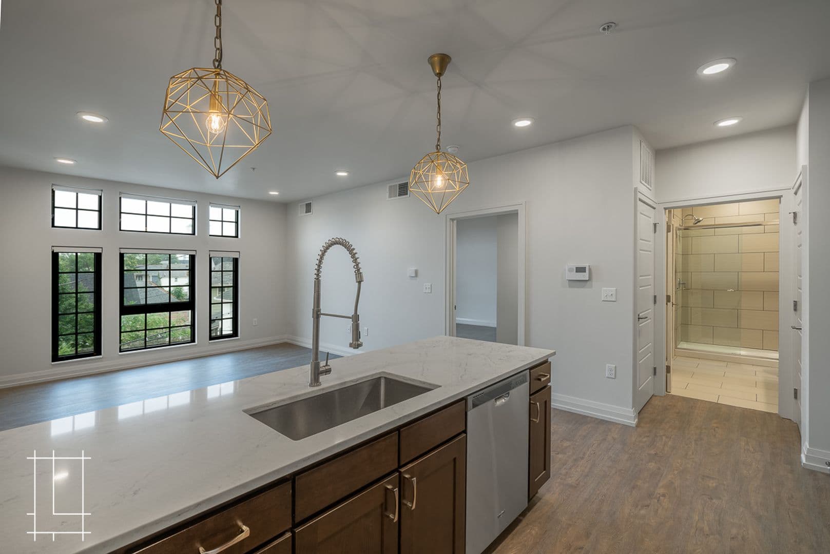 Columbus Apartment: 1112 N. 4th St