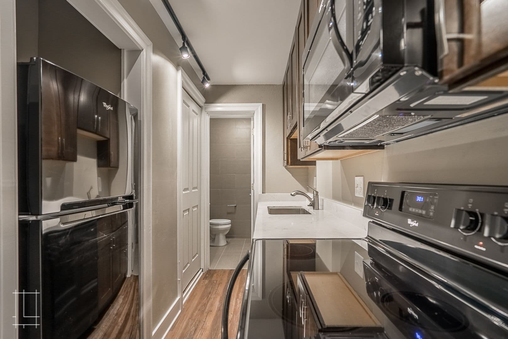 Columbus Apartment: 866 N. High St.