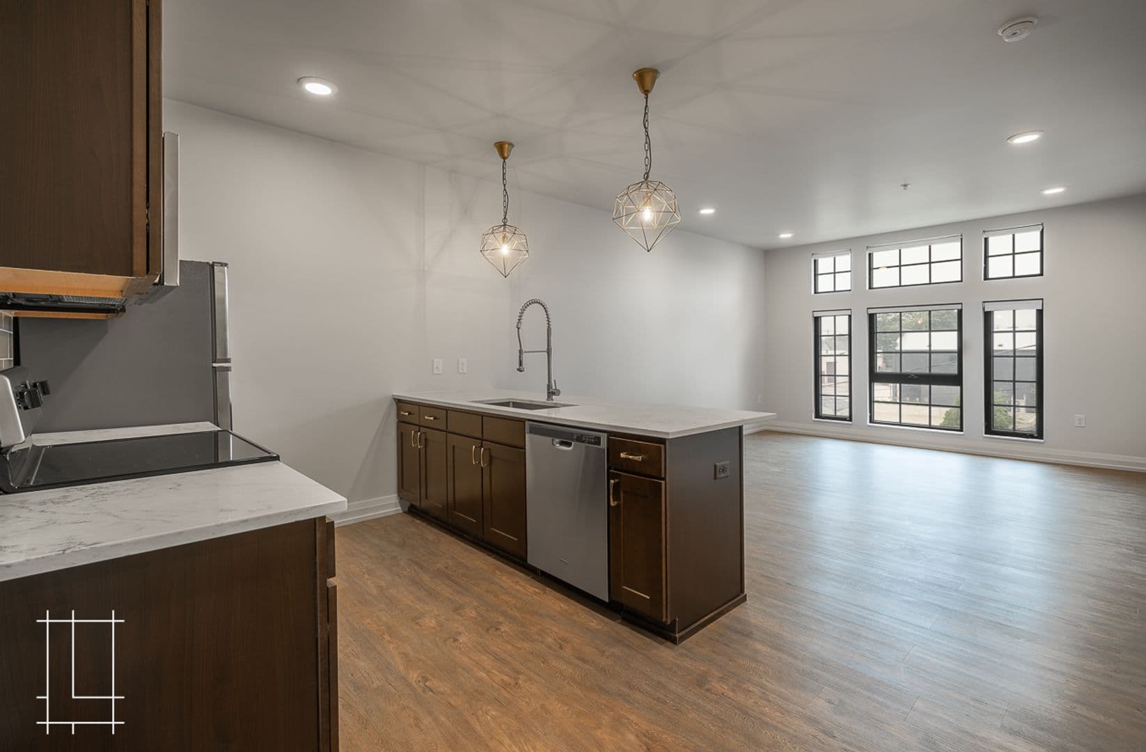 Columbus Apartment: 1112 N. 4th St