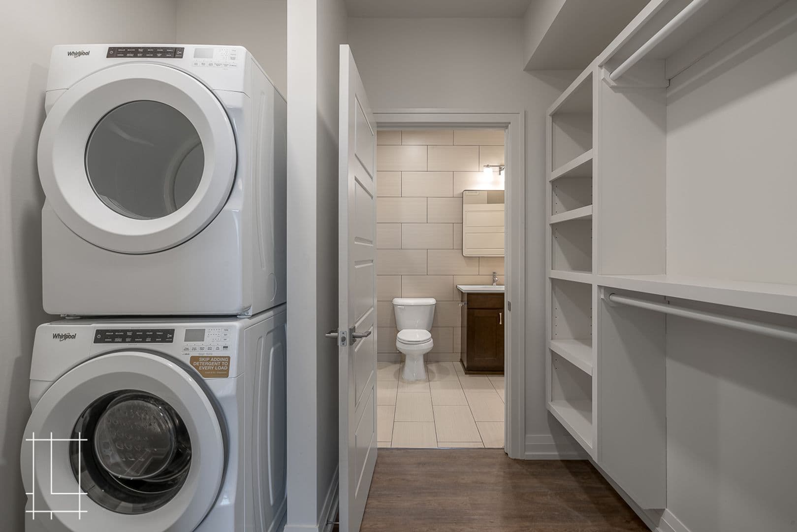 Columbus Apartment: 1112 N. 4th St