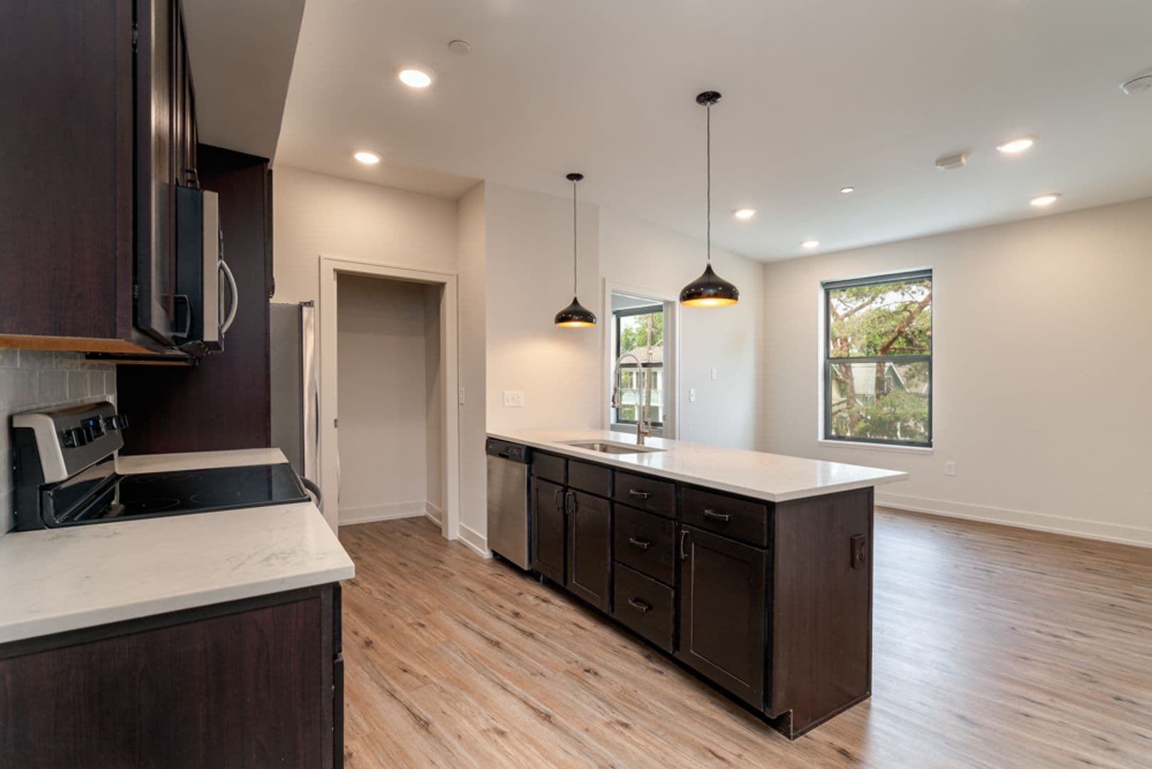 Columbus Apartment: 1050 N 4th St.