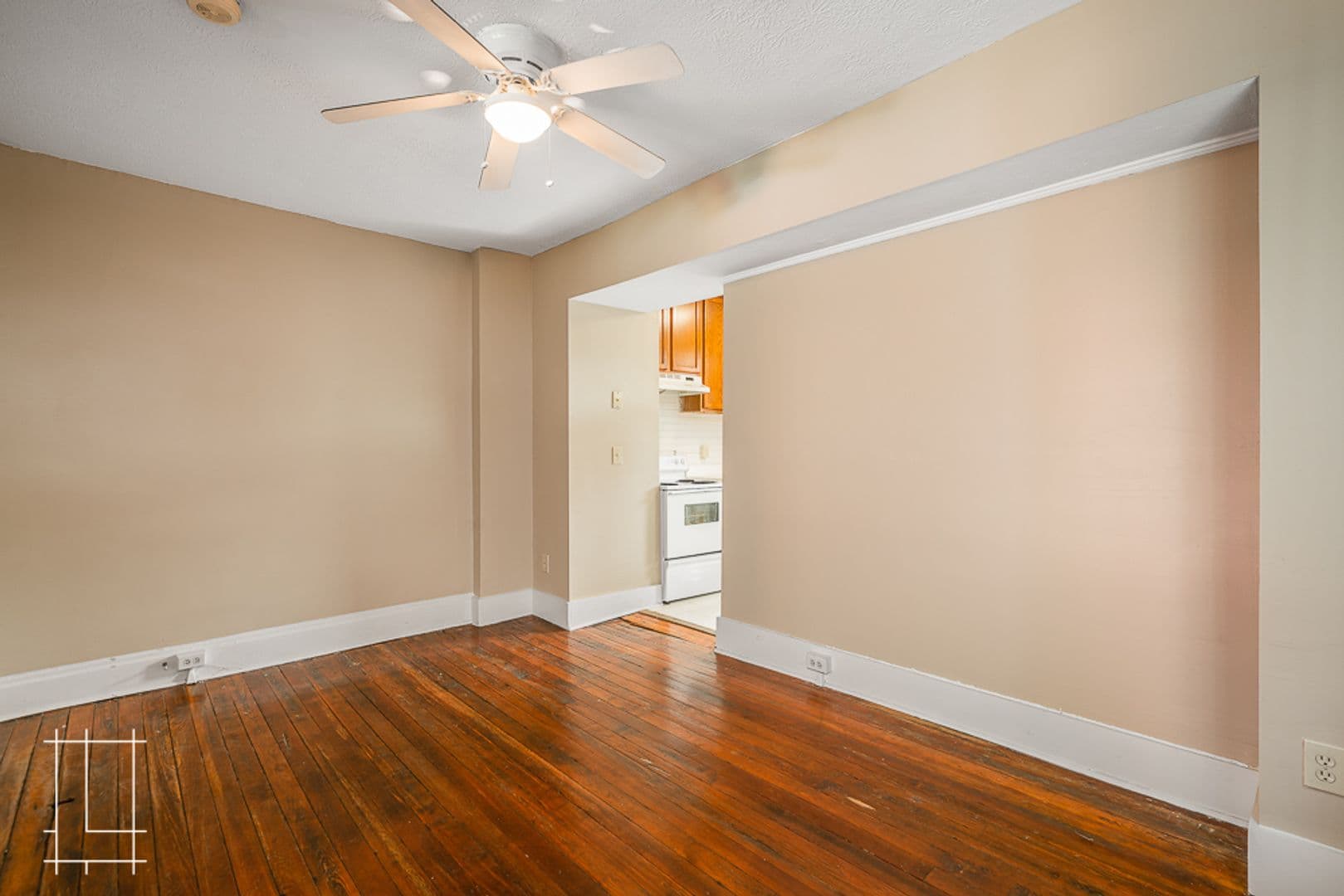 Columbus Apartment: 159-165 Detroit Ave
