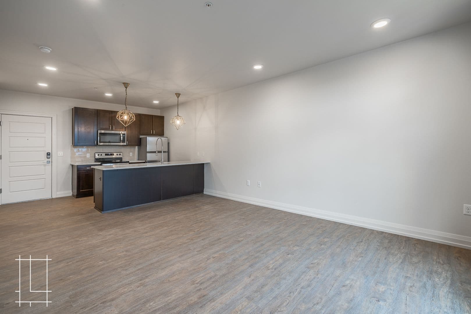 Columbus Apartment: 1112 N. 4th St
