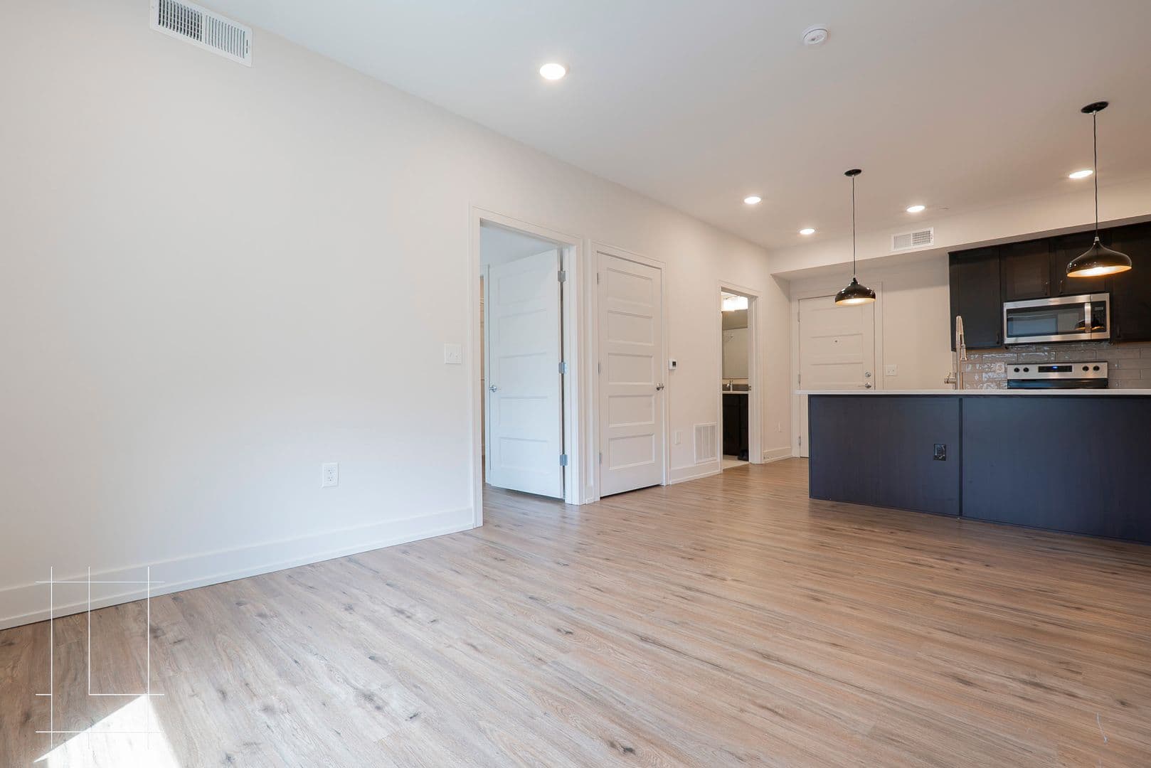 Columbus Apartment: 1050 N 4th St.