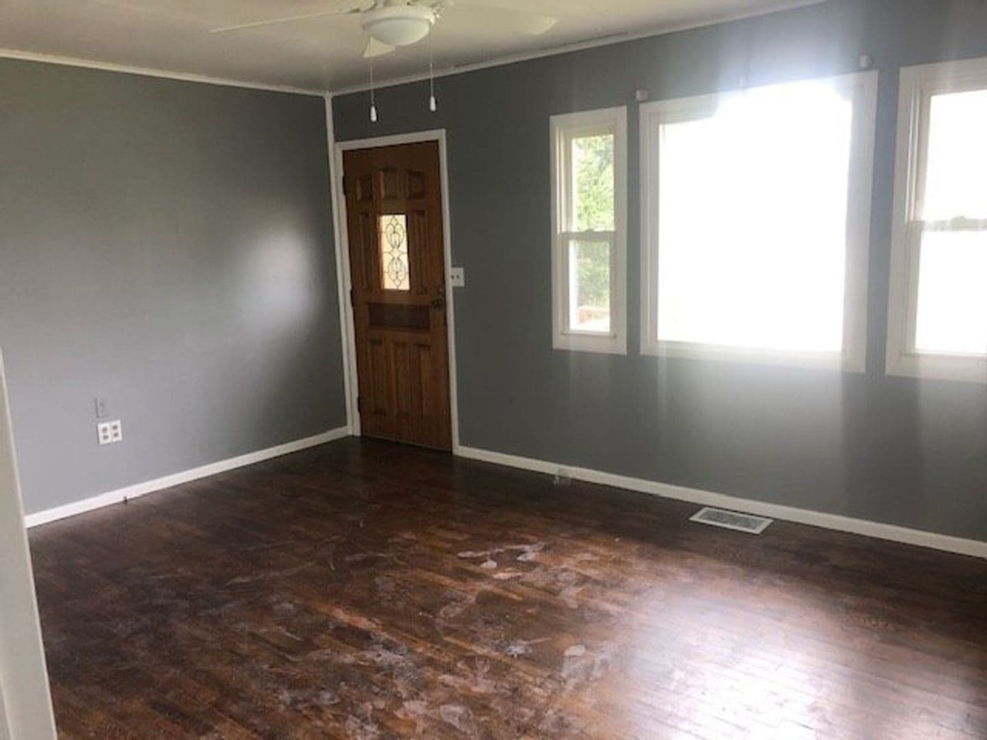 Ottumwa House: 106 Lynwood