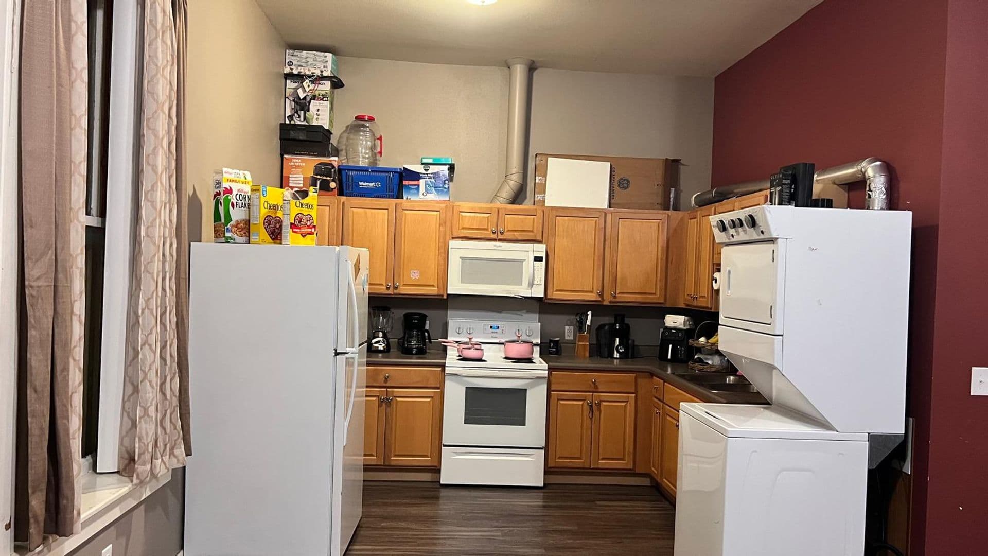 Bloomfield Apartment: 101 E Franklin St