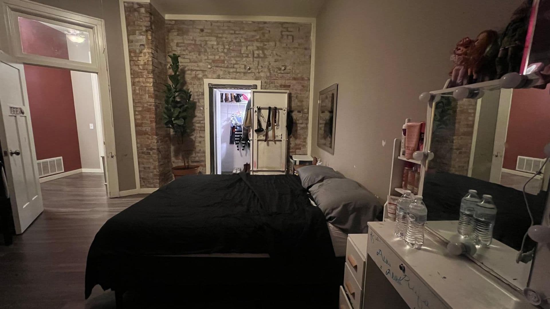 Bloomfield Apartment: 101 E Franklin St