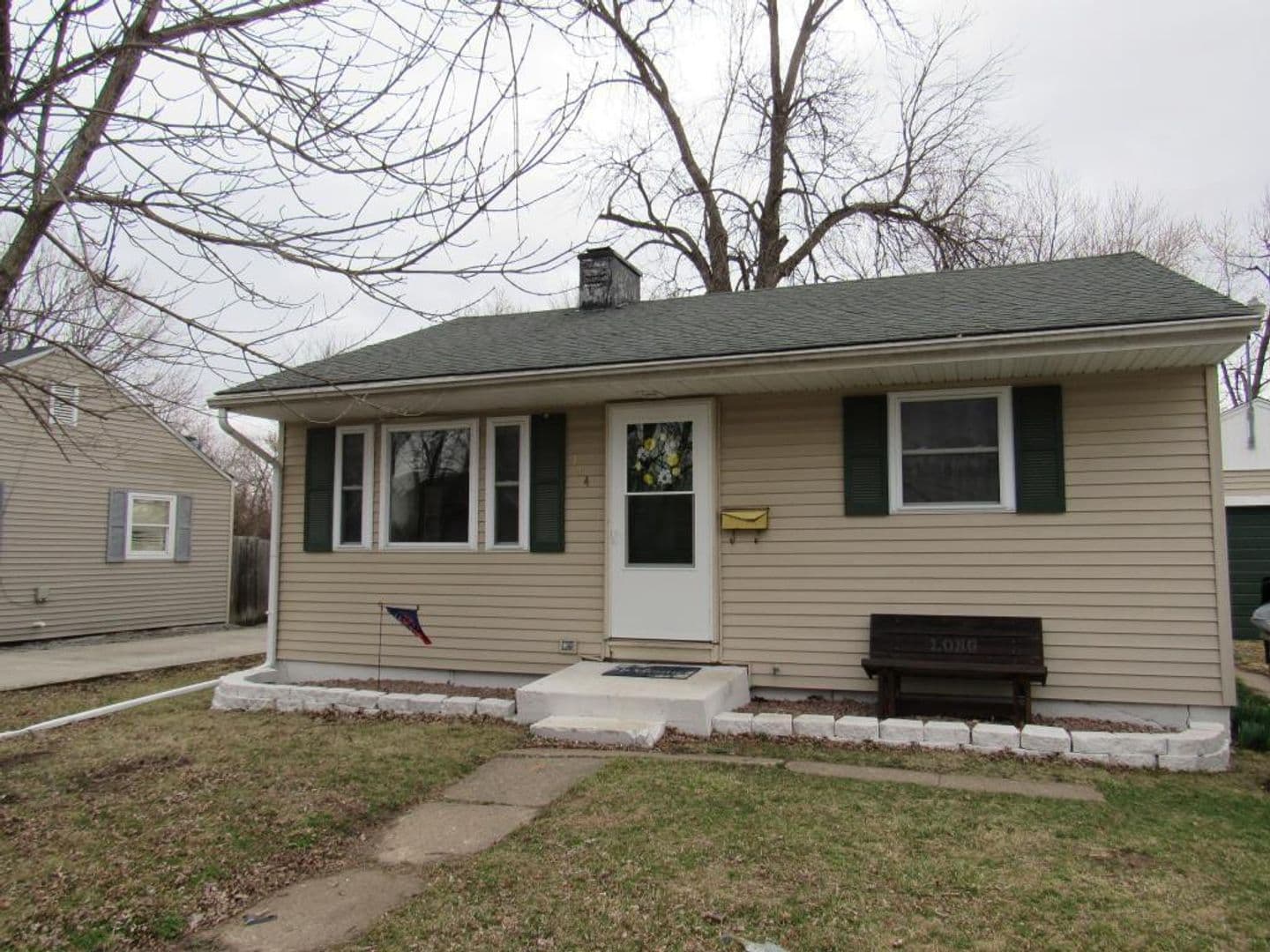 Ottumwa House: 114 Lynwood