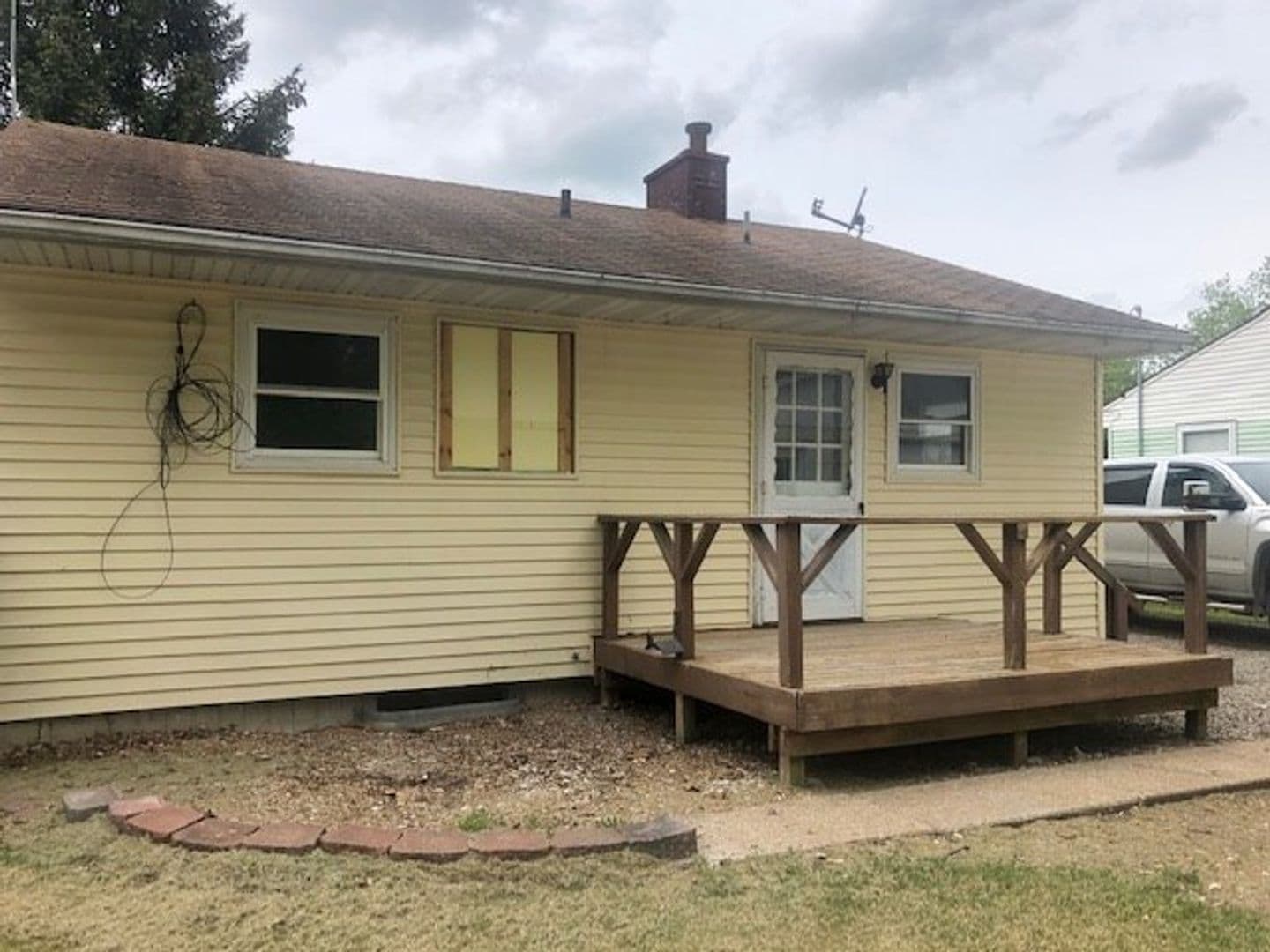 Ottumwa House: 106 Lynwood