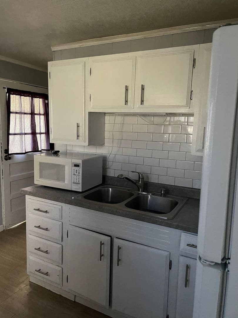 Ottumwa House: 114 Lynwood