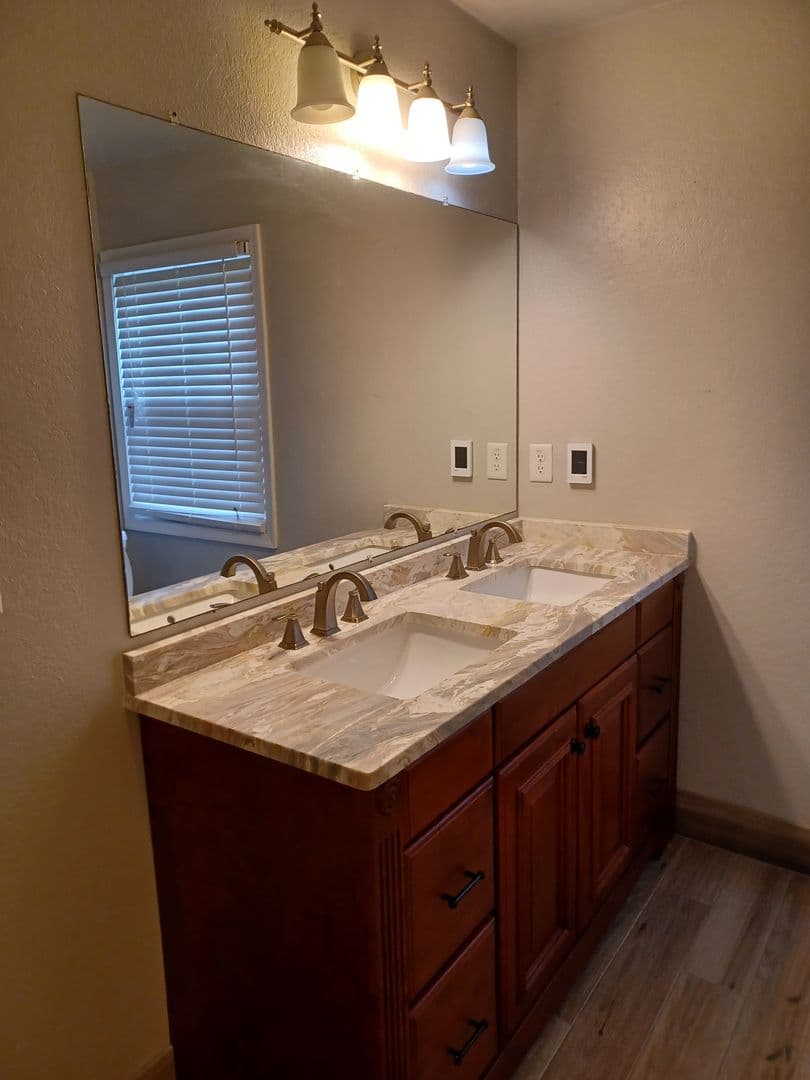 Chesapeake House: 4729 Charlton Dr