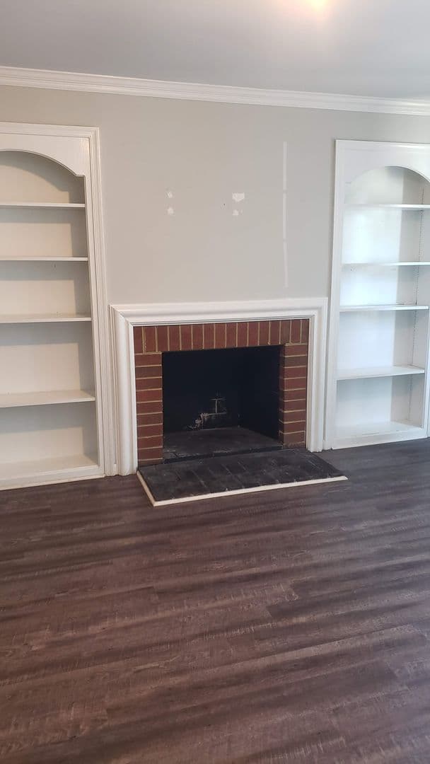 Yorktown House: 112 H Chippenham Dr