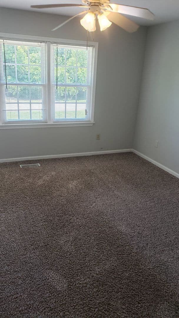 Yorktown House: 112 H Chippenham Dr