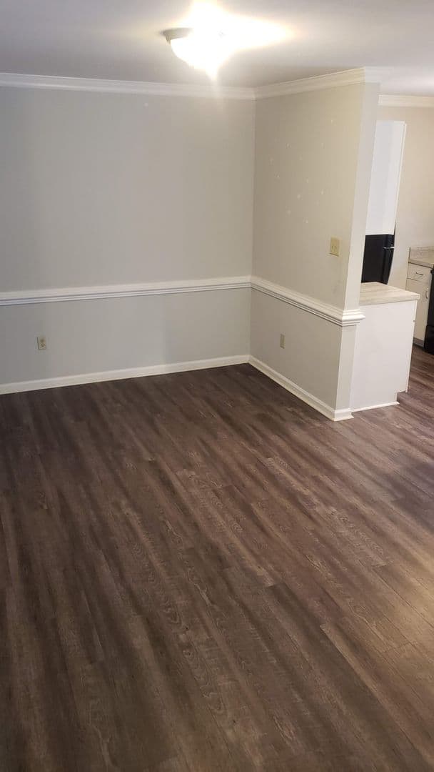 Yorktown House: 112 H Chippenham Dr
