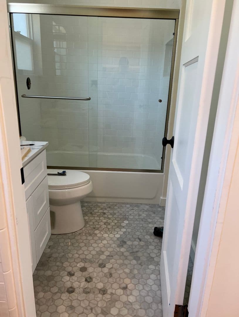 Ojai Apartment: 256 North Alvarado