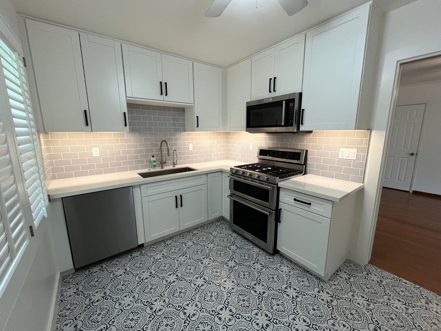 Santa Barbara Condo: 2615 State Street A2