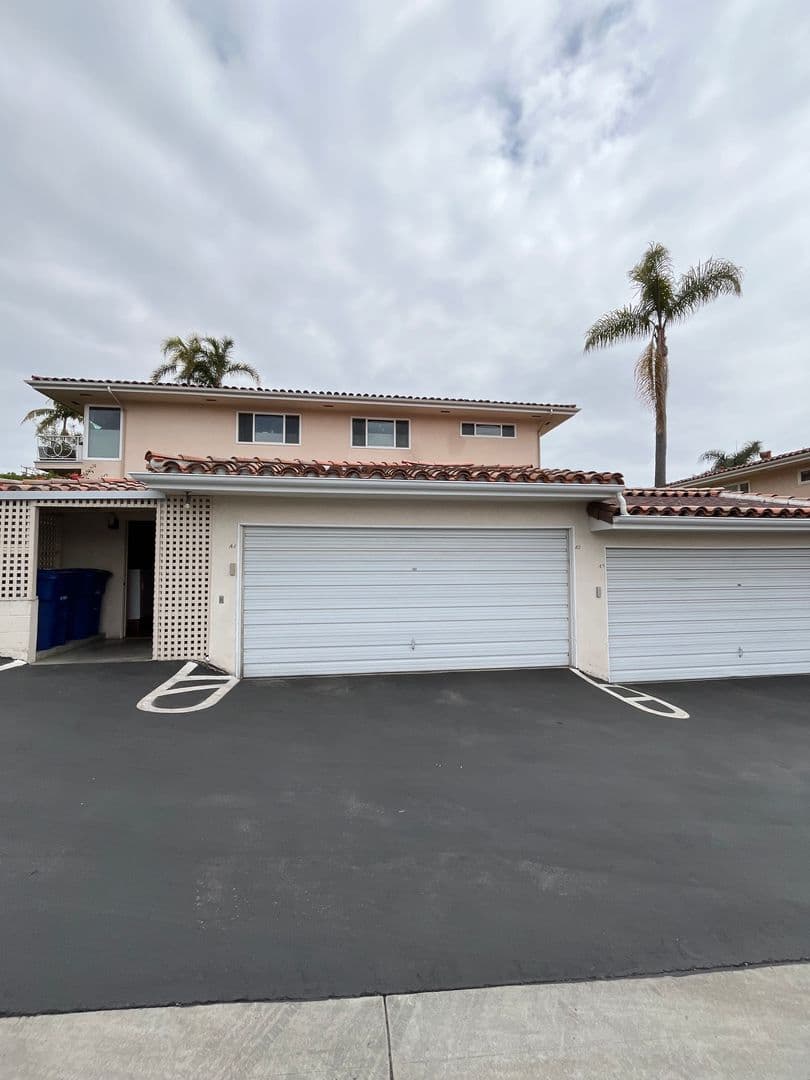 Santa Barbara Condo: 2615 State Street A2