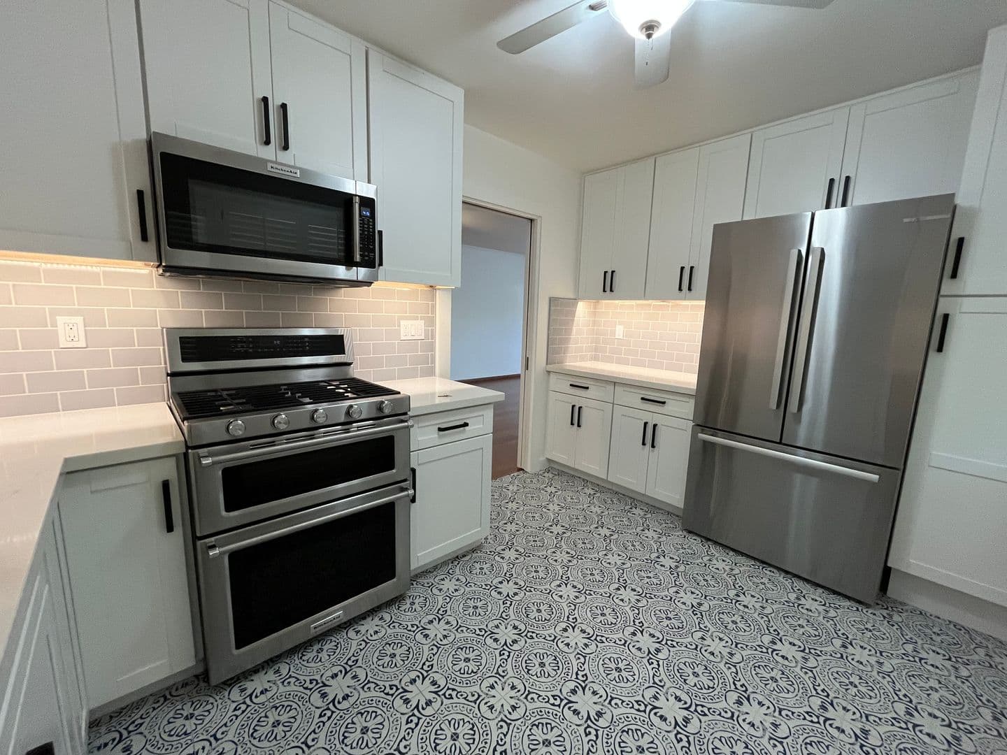 Santa Barbara Condo: 2615 State Street A2