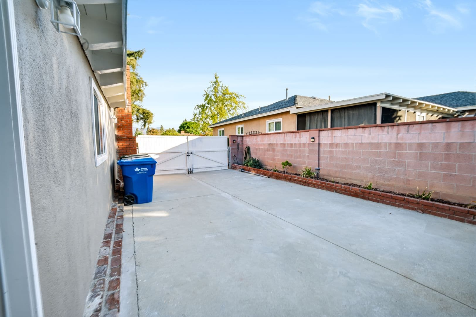 West Covina House: 1130 E Louisa Ave