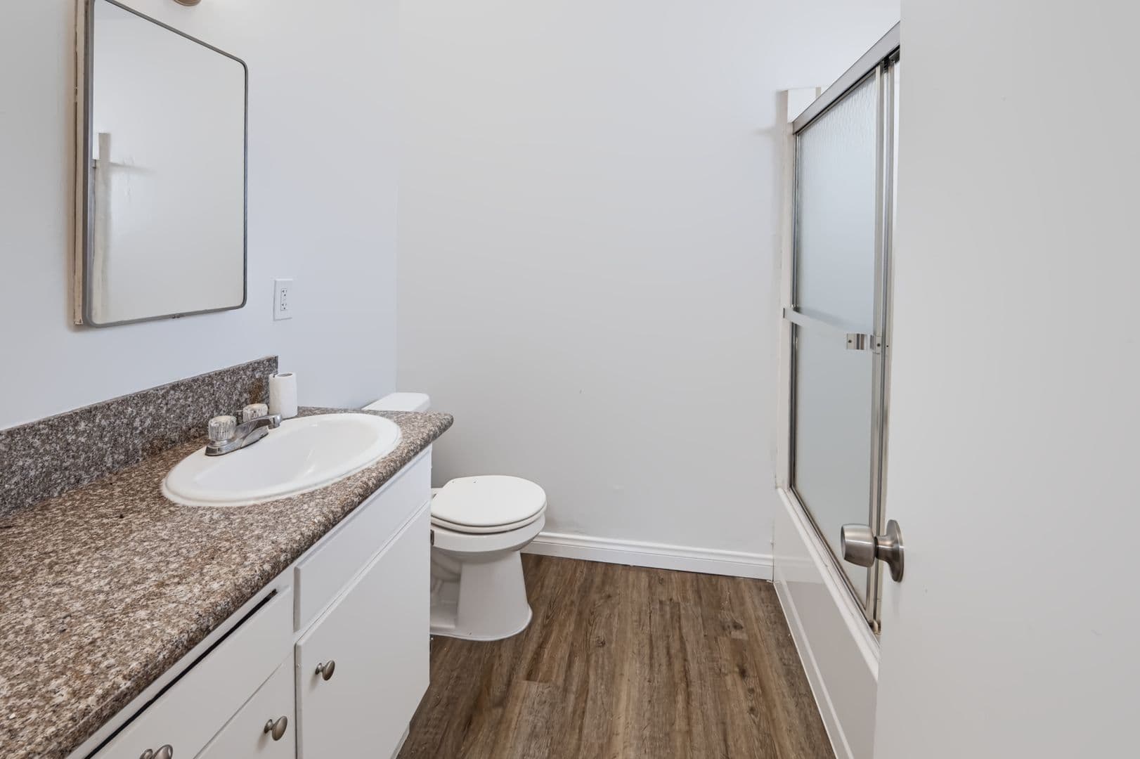 COVINA Apartment: 270 ORLANDO WAY